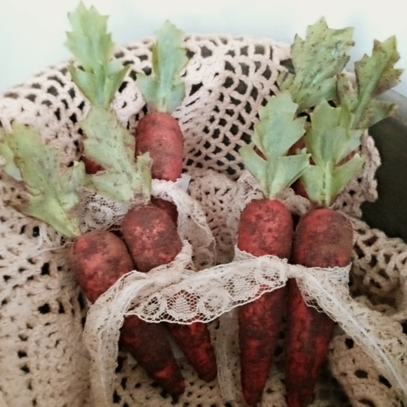 Primitive Carrot Bowl Fillers - Picture 3 of 5